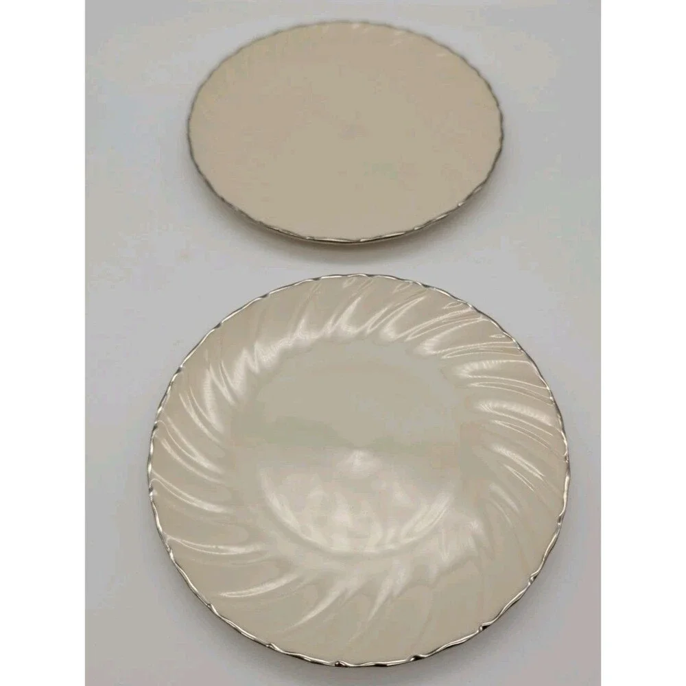 2 LENOX WEATHERLY BREAD & BUTTER PLATES  6 3/8